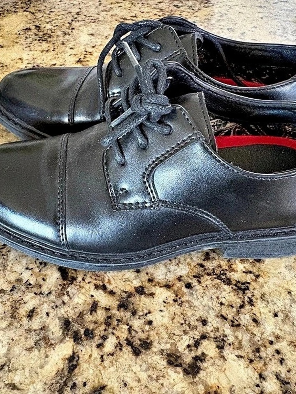 Bruno Marc Boys Black Lace-Up Oxfords Like New